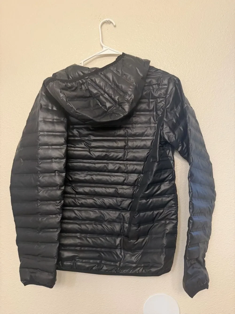 Columbia black hooded puffer packable jacket coat down fill youth XL 18/20